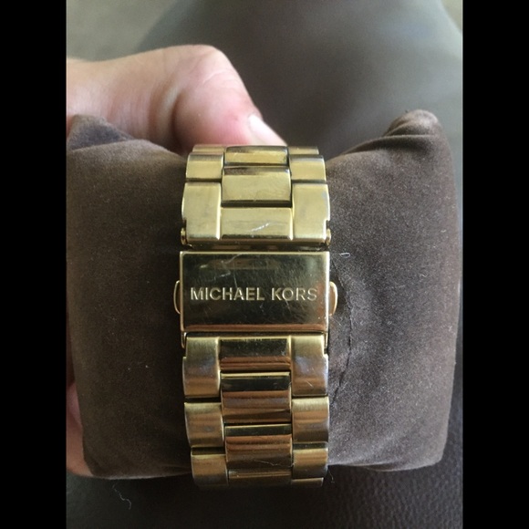 Authentic MK watch - Picture 3 of 5